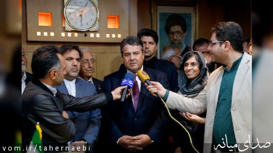 وزیر راه خبرداد: مذاکره با زیمنس برای توسعه راه آهن تهران-میانه -تبریز
