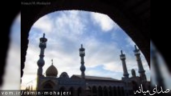 منم میانه که در سرزمین آزادی    یگانه مهد گرانمایه دلیرانم
