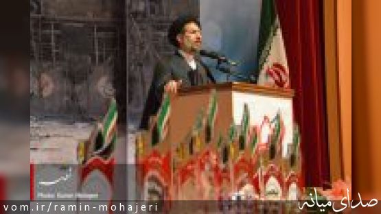 نائب رئیس مجلس در مراسم نیمکت های سوخته: آذربایجان ، نماد شهامت و شجاعت ایران