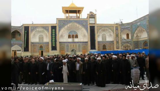 نماز آیت الله سبحانی بر پیکر آیت الله محمدی میانجی +تصویر