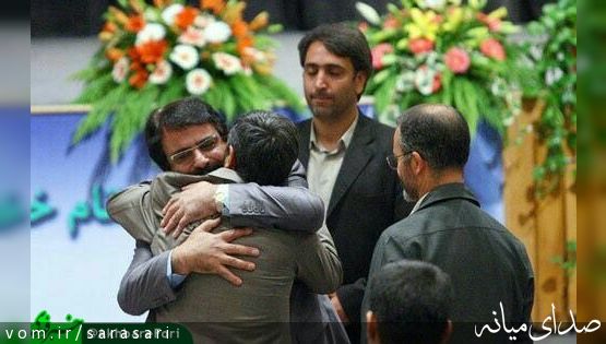 افتخاری درباره بغل کردن احمدی‌نژاد :میخواستم خودکشی کنم +تصویر