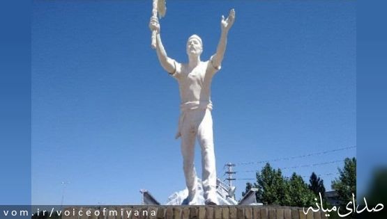 تندیس دهقان فداکار در کرج نصب شد