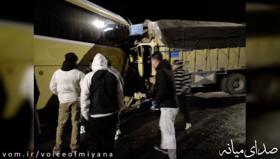 تصادف مرگبار کامیون و اتوبوس با ۲۰ مصدوم و یک فوتی در محور سرچم-اردبیل +تصاویر 